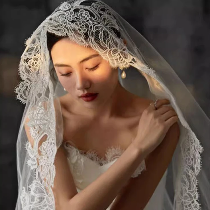 新娘牡丹刺绣头纱结婚复古长款婚纱摄影拍照高级感造型跟妆头纱