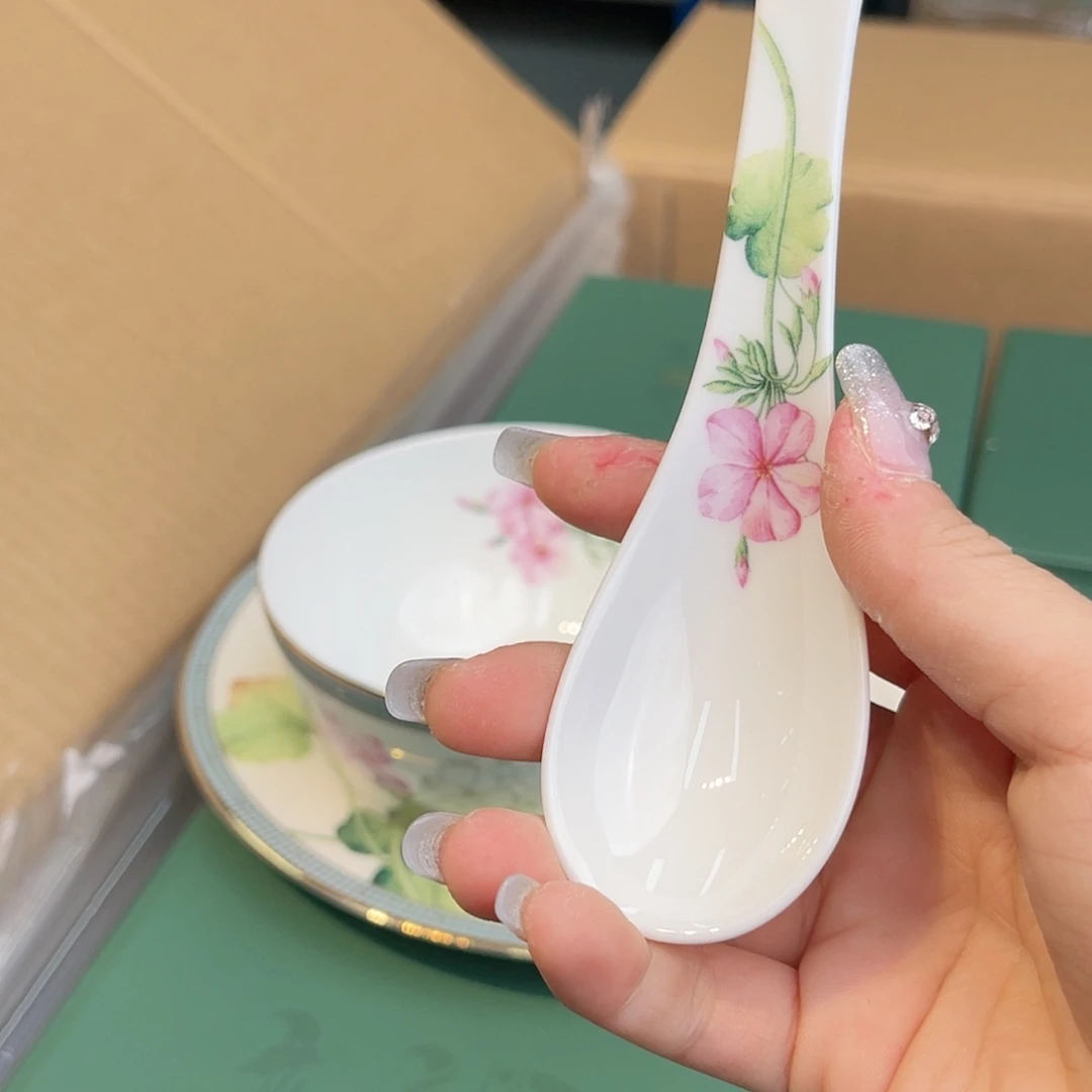 【闪购商品】骨瓷摆件