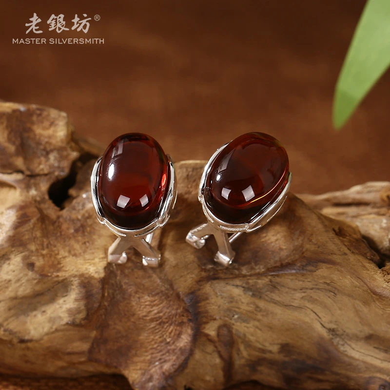 【老银坊】s925银简约血珀蛋面耳钉 0011628