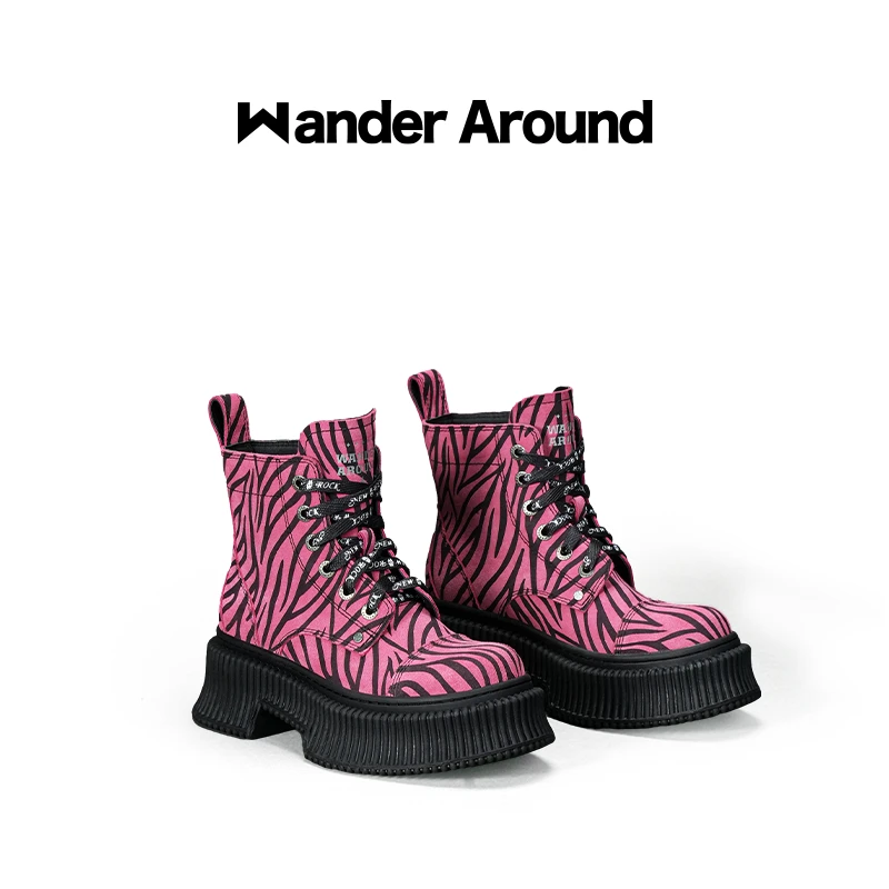 WANDER AROUND｜ 星云 宝莉靴 2024春夏新款粉色马丁靴女
