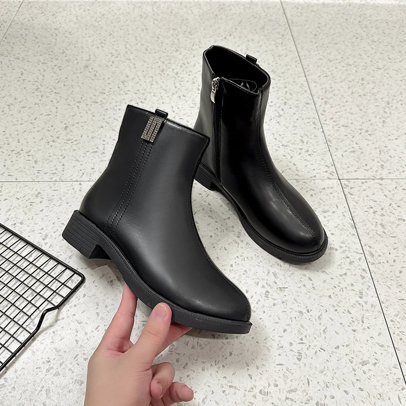 2024款春秋冬真软皮靴子低跟短靴女软底单靴时尚百搭加绒女式短靴