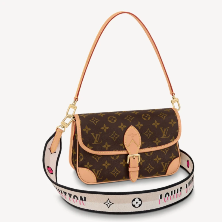 全新未使用 LouisVuitton/路易威登 新款老花法棍 黑色肩带腋下包
