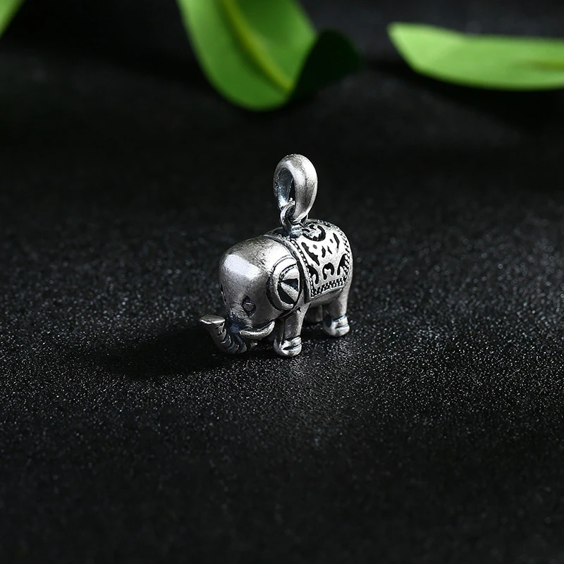 吊坠足银 【老银坊】足银复古小象吊坠 00230890000