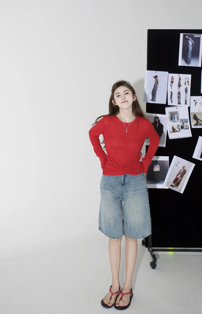 obaa 大红防晒长袖T显瘦