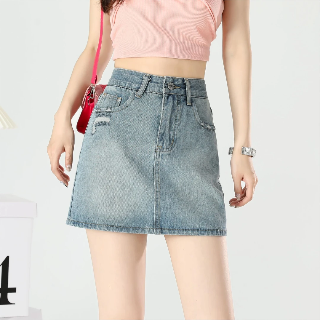 24年早春新款复古显瘦a字阔腿宽松磨破口袋牛仔半身裙女带安全裤