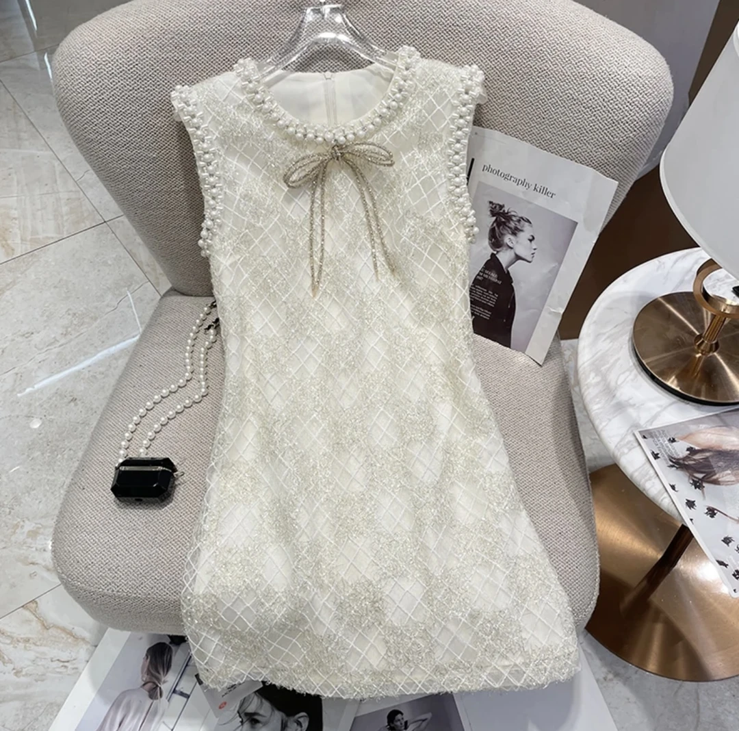 5612【千金归来 】时尚高端轻奢无袖小香风钉珠名媛 气质裙蕾丝