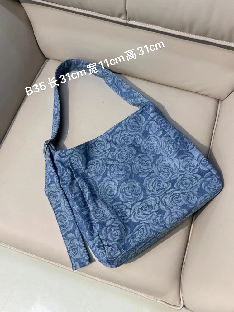 BM--B35新款时尚休闲百搭小众单肩斜挎包春夏气质设计师