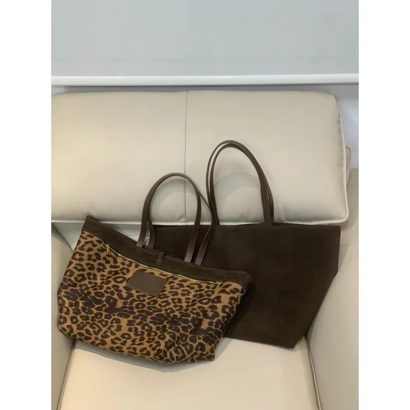 【八妹】6891皮绒豹纹双面背  单肩包