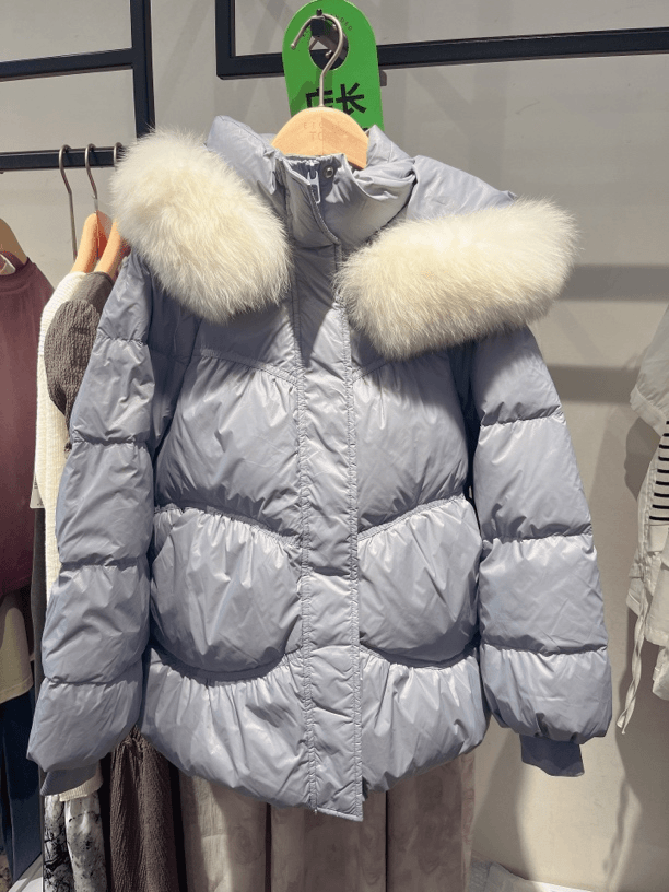 狐狸毛领连帽宽松白鸭绒长袖羽绒服24冬新款专柜撤柜女装