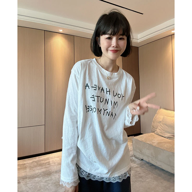 秋冬宽松休闲圆领长袖拼接蕾丝花边字母印花长袖T恤