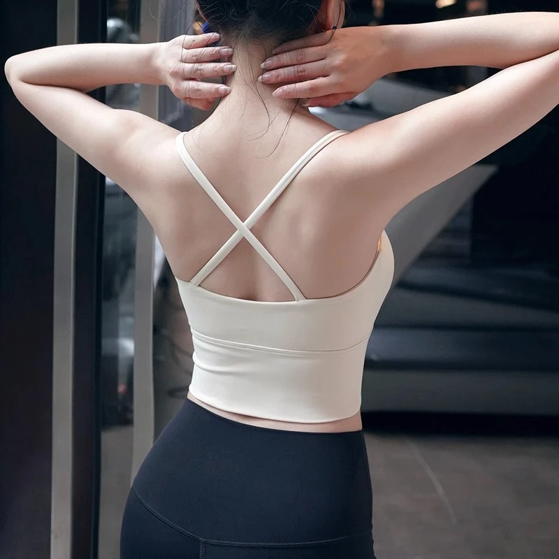 健身女孩一体式细带交叉美背瑜伽文胸高强度防震聚拢跑步运动内衣
