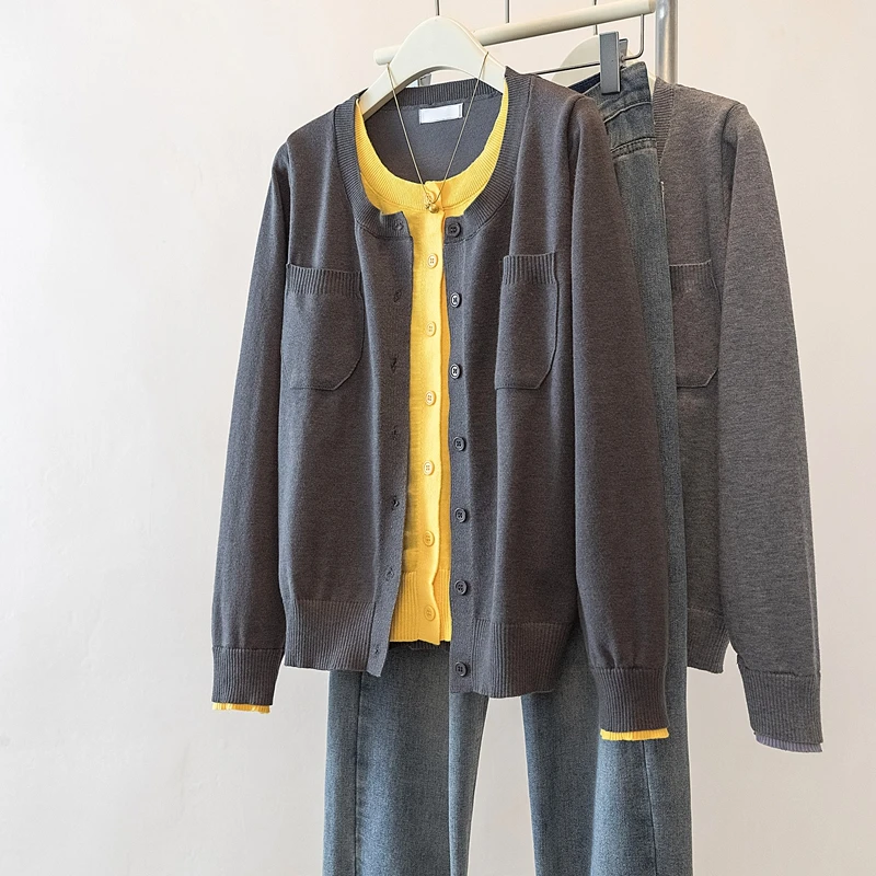 温柔风软糯宽松减龄针织衫长袖大码秋冬假两件拼接开衫毛衣外套女