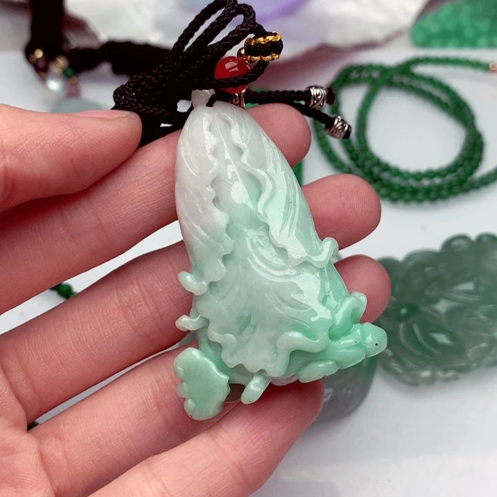 翡翠毛衣链未镶嵌