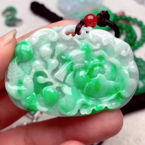 翡翠吊坠(不含链)未镶嵌