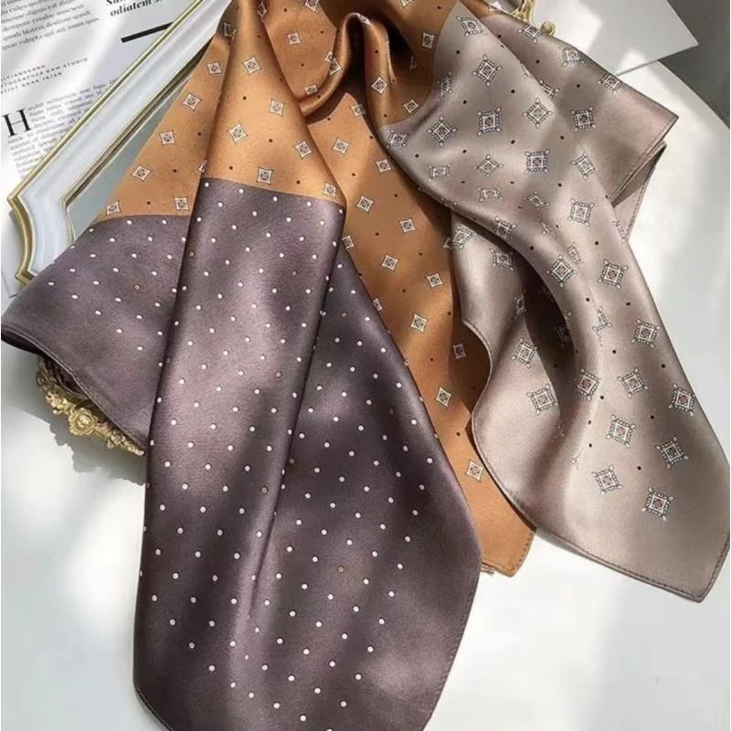 951 丽景缎90*90左右凤图腾丝巾长巾