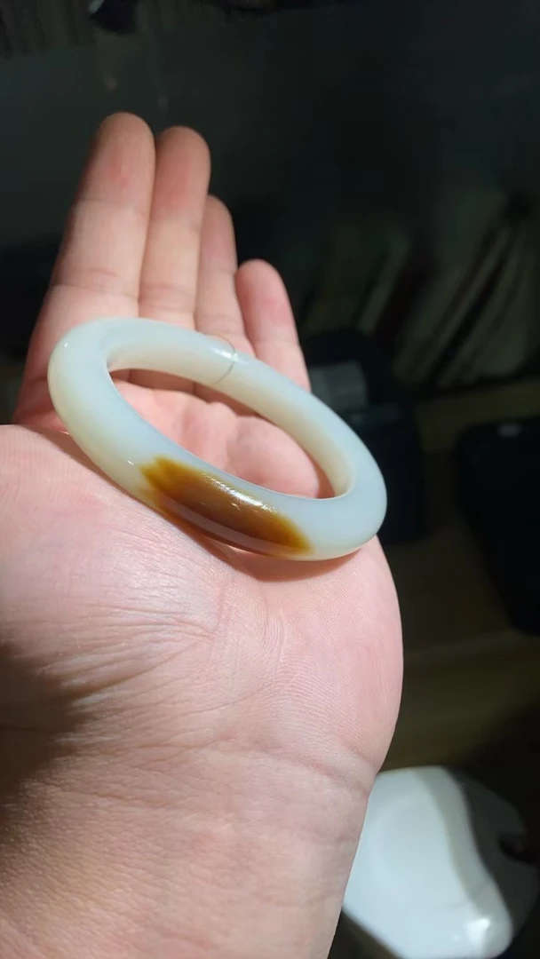 新疆且末金山矿老料糖白手镯