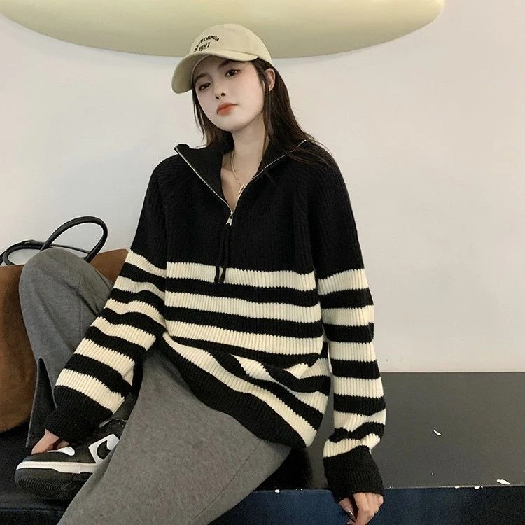 FORTEI/富鋌 半高领拉链条纹针织毛衣女款2022款网红款宽松慵懒风