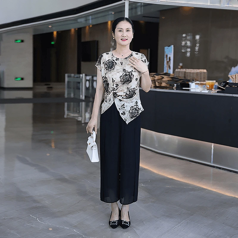 时尚中年妈妈夏装法式上衣气质小衫洋气衣服中老年女阔腿裤两件套