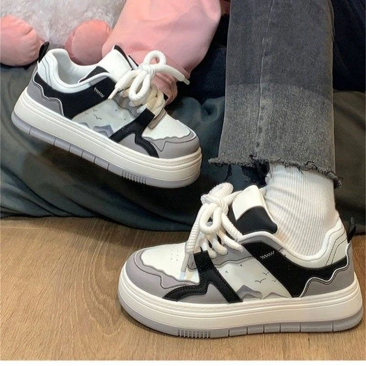 水墨画美式厚底2023小白鞋新款小众百搭运动休闲高街加厚面包鞋子