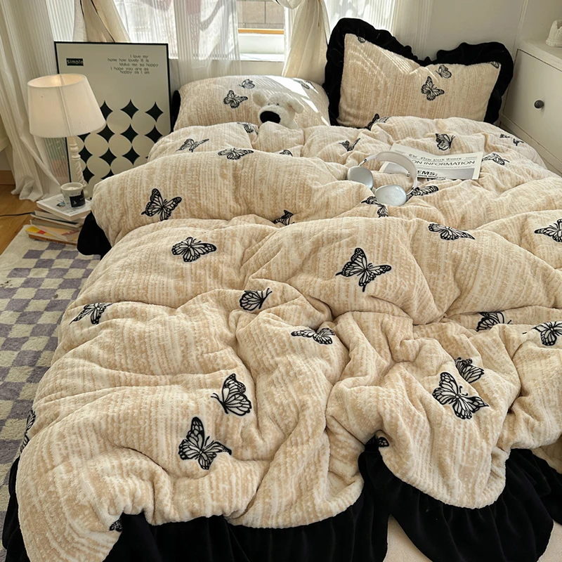 2024新款赫本风烂花琢色牛奶绒花边四件套保暖亲肤高克重宿舍三件