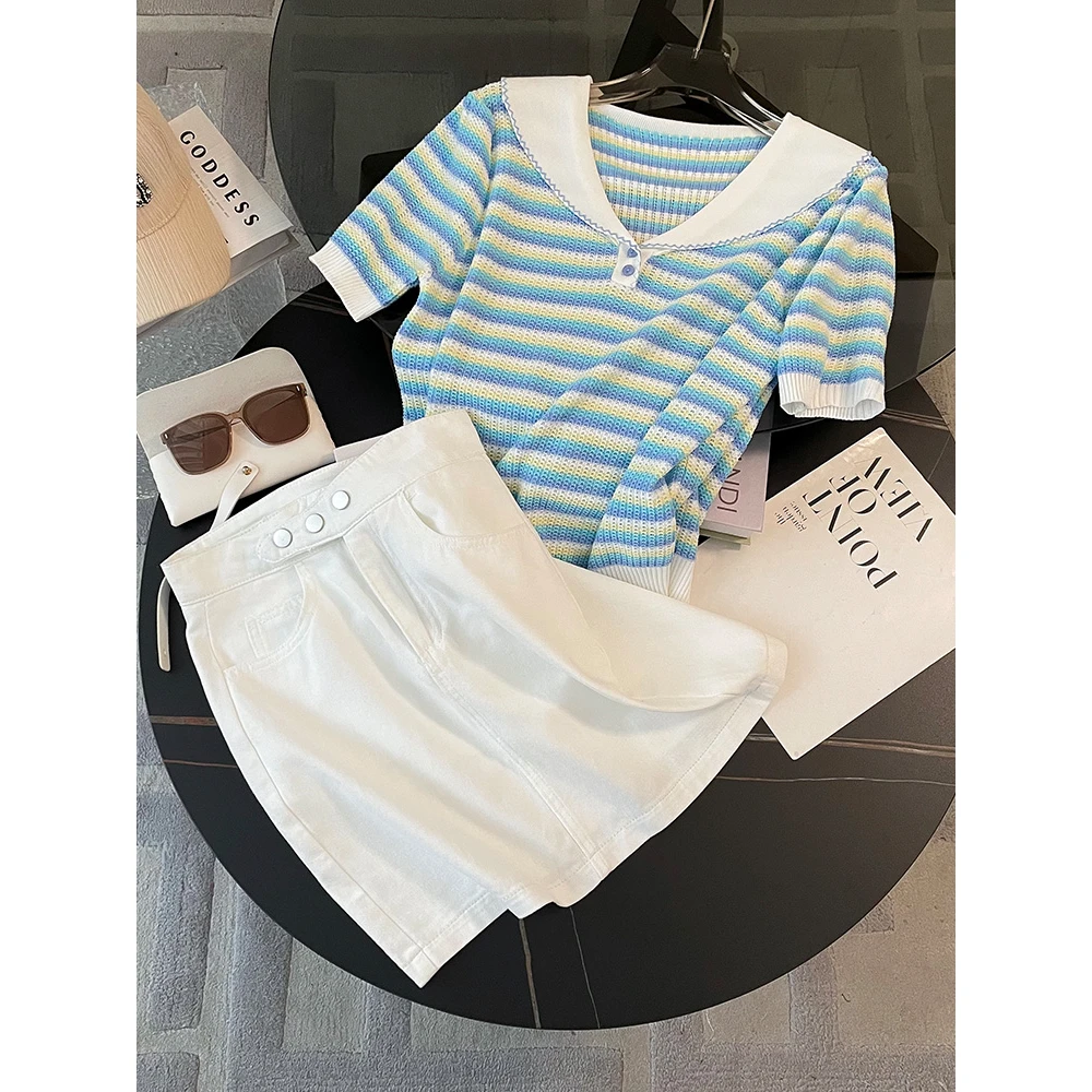 夏季穿搭一整套时尚套装女减龄洋气娃娃领条纹上衣白色短裙短款
