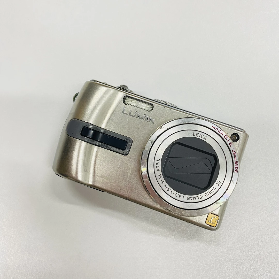 9新 Panasonic/松下 TZ3银 720万像素小长焦 冷白柔肤 不支持试用