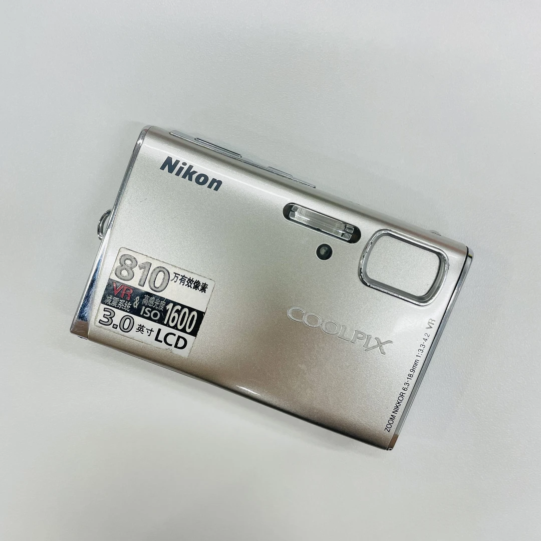 9新 Nikon/尼康 S51银色 复古卡片机 冷白皮奶油肌人像推荐