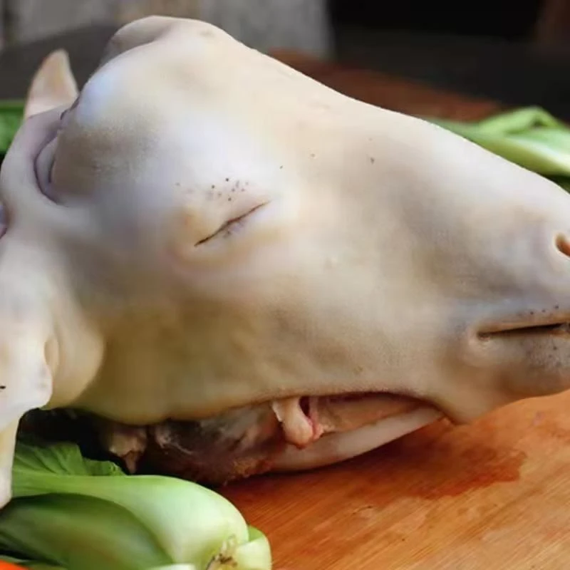 农户散养山羊羊头1个