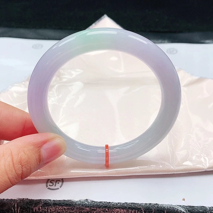 翡翠手镯未镶嵌59圈口