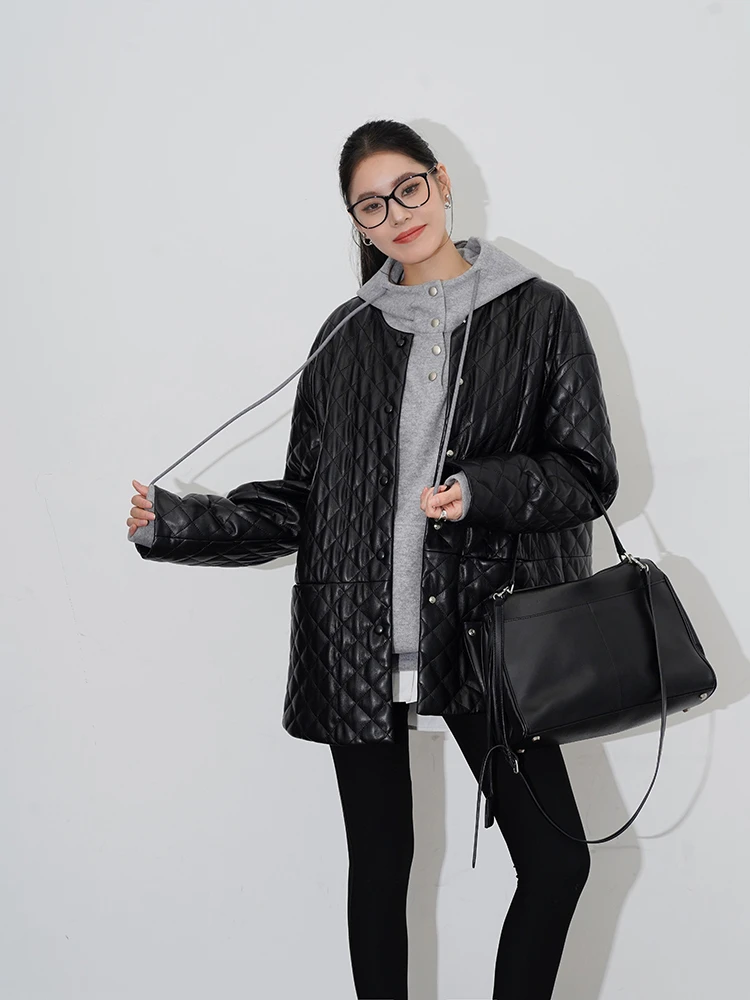 JANGHEMEI【蛋白皮】圆领菱形格宽松休闲夹克皮衣 P25995M43