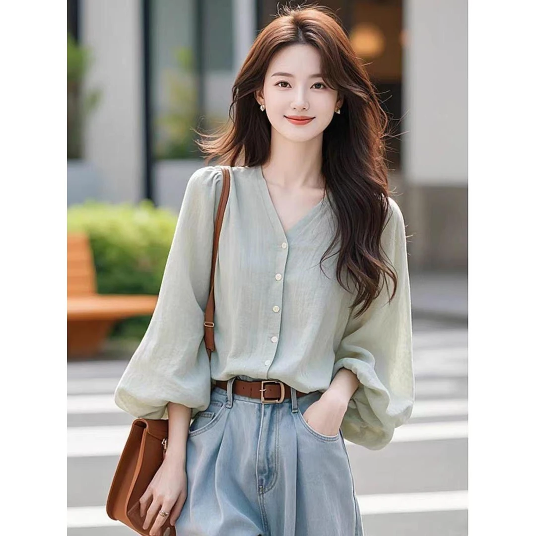 洋气法式气质独特漂亮绝美超好看浅绿色小上衣小众长袖衬衫女