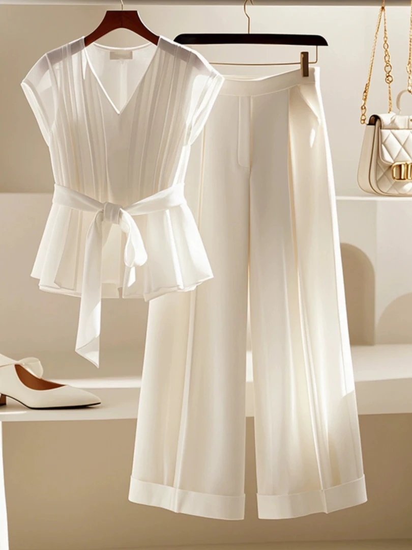 小众不撞款套装气质显瘦洋气独特别致法式白色上衣裤子两件套夏季