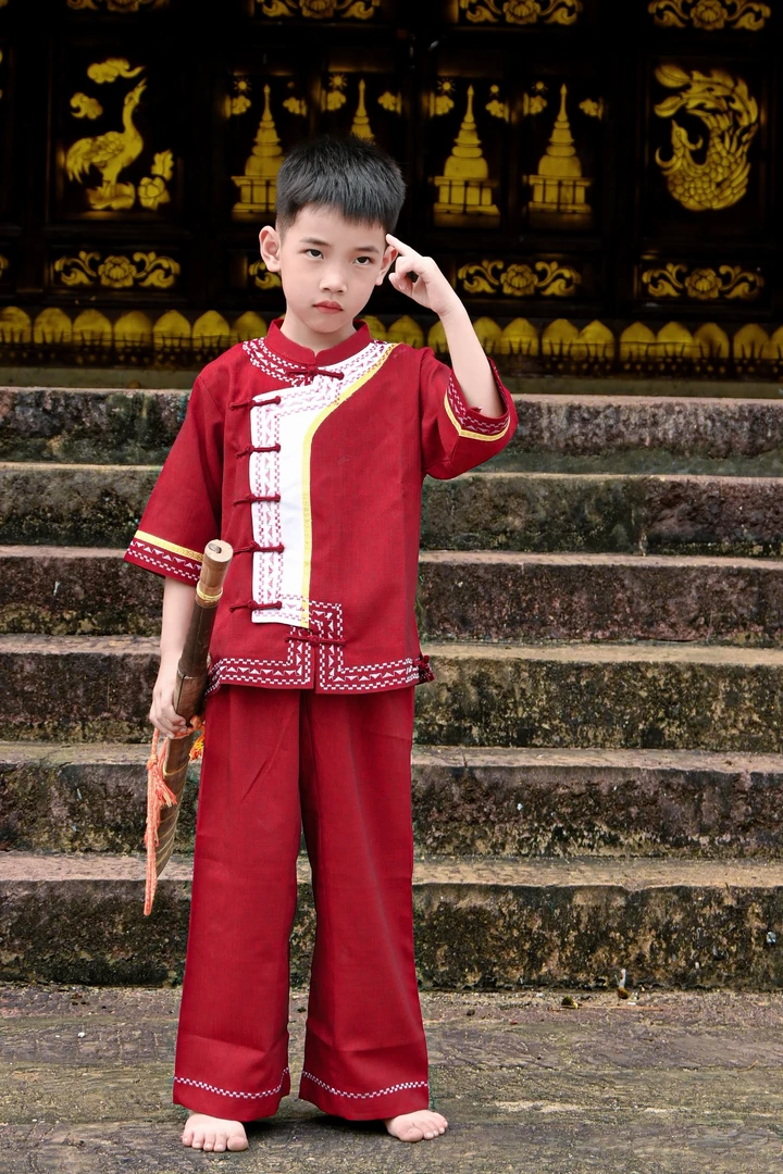 断码清仓傣族服装传统刺绣傣装男孩服装舞台表演傣族传统傣装