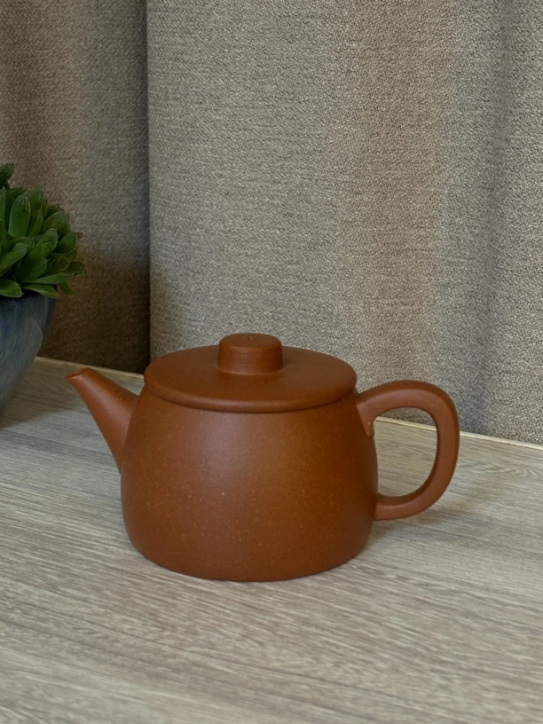 回纹井栏壶.降坡泥