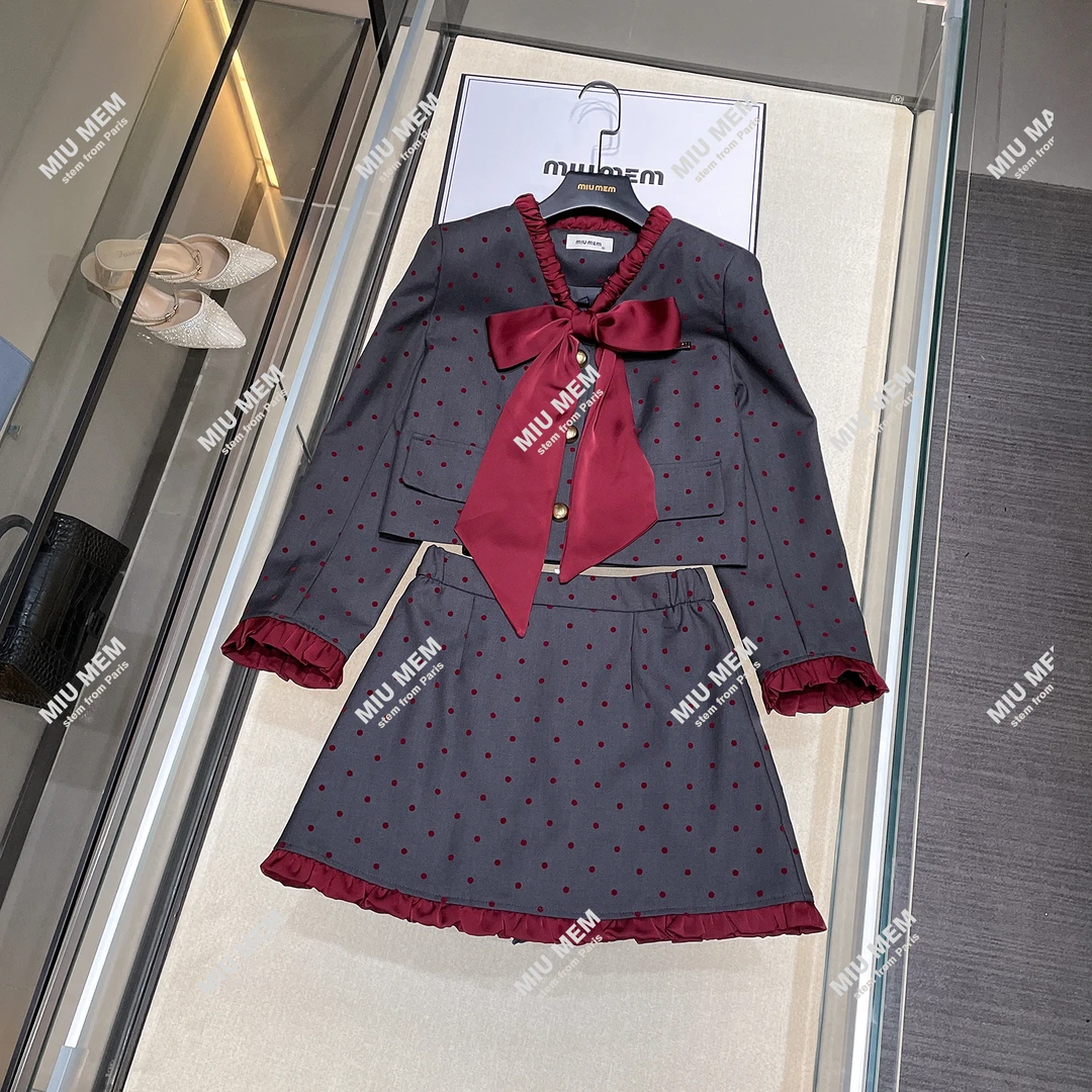 MIUMEM秋冬韩版波点蝴蝶结系带设计两件套套装DY5250