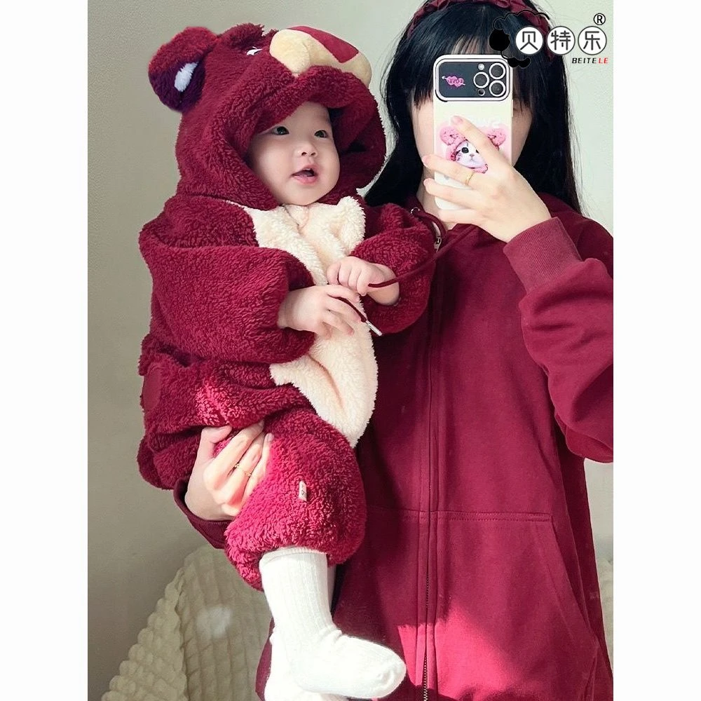 宝宝连体衣婴儿冬季珊瑚绒家居服男女童草莓熊卡通睡衣儿童爬爬服