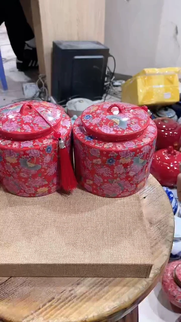 【闪购商品】罐陶瓷罐 密封罐 茶叶罐 储物罐!!!