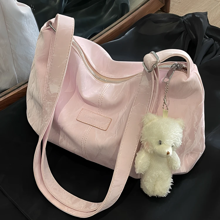 休闲软面大容量包包女2025新款流行洋气百搭斜挎包爆款单肩学生包