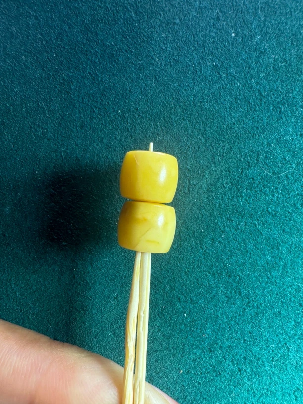 老老的一对老蜜蜡桶珠子的