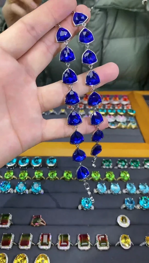 【闪购商品】蓝宝石手链银S925镶嵌094