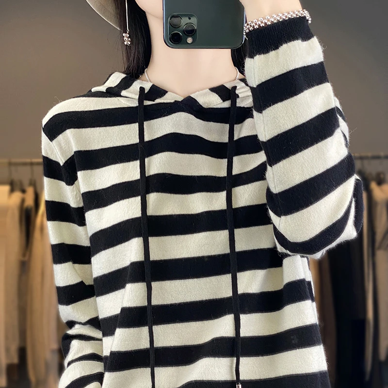 新款条纹减龄连帽针织衫秋季上新宽松显瘦针织帽衫长袖百搭