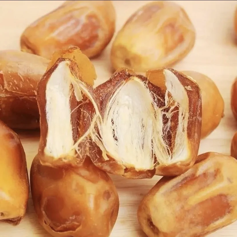 优质黄金椰枣软糯香甜自然风干营养美味休闲零食