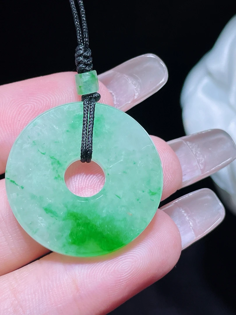 天然a货翡翠 飘绿平安扣吊坠