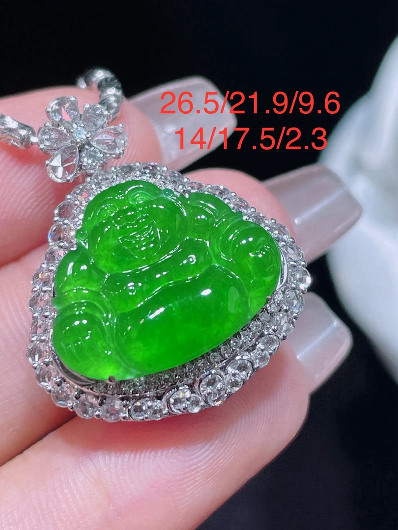 满绿佛公吊坠镶嵌