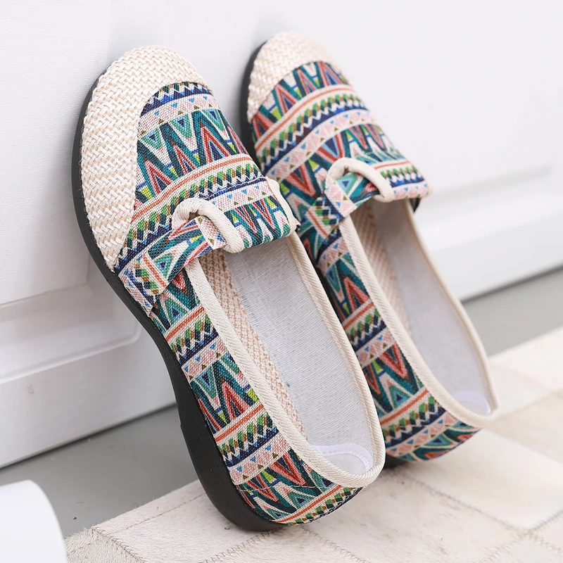 福利新款老北京布鞋民族风妈妈鞋夏季软底百搭浅口一脚蹬休闲布鞋