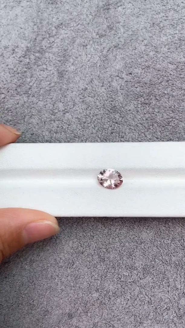 【闪购商品】绿柱石(摩根石)裸石未镶嵌1.79ct