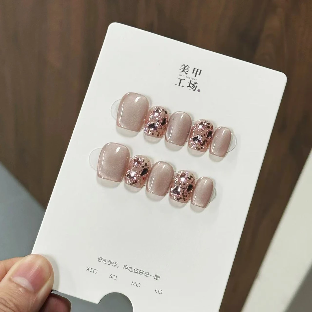 批发专属粉嫩甜心-纯手工穿戴甲（不含盒子，不含果冻胶，裸甲）