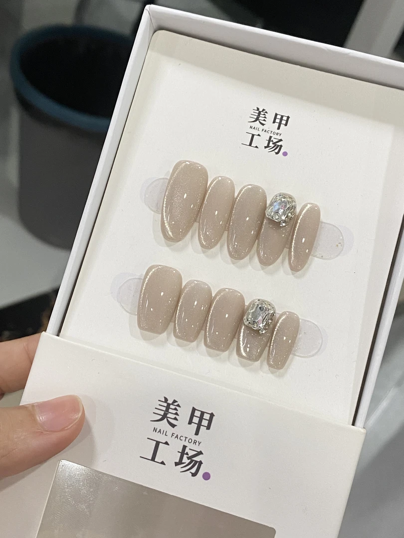 批发专属白茶-纯手工穿戴甲（不含盒子，不含果冻胶，裸甲）