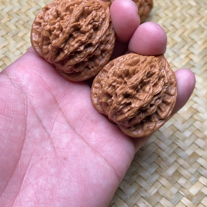 【闪购商品】文玩核桃吊坠自****容42虎头