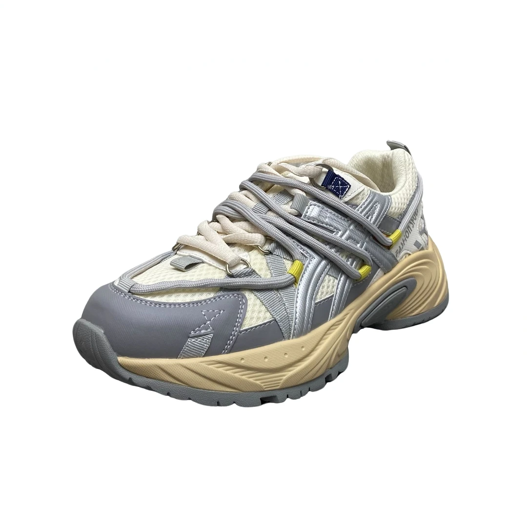 3303 5643   真皮厚底运动鞋（标准尺码）（茹）